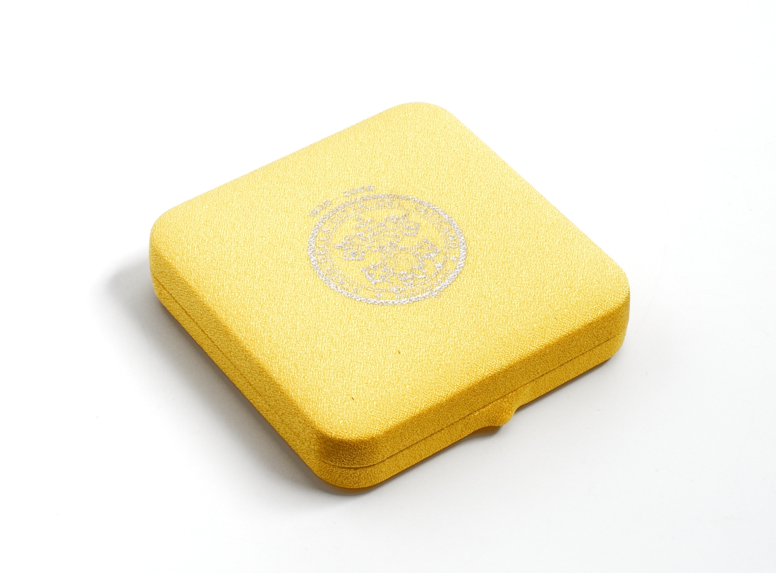 Ватикан 5 евро 2009 Бенедикт XVI, Международный год мира, в оригинальной коробке с сертификатом KM 415 серебро PROOF 4-3-4-21