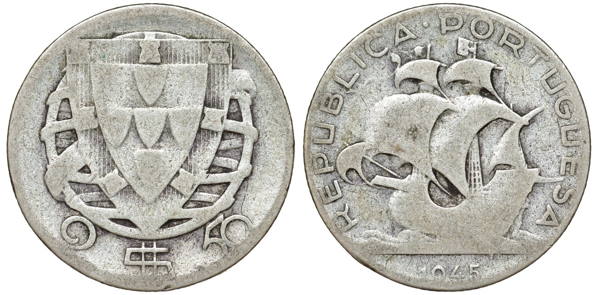 Португалия 2,5 эскудо 1945 парусник KM 580 серебро 51-3941