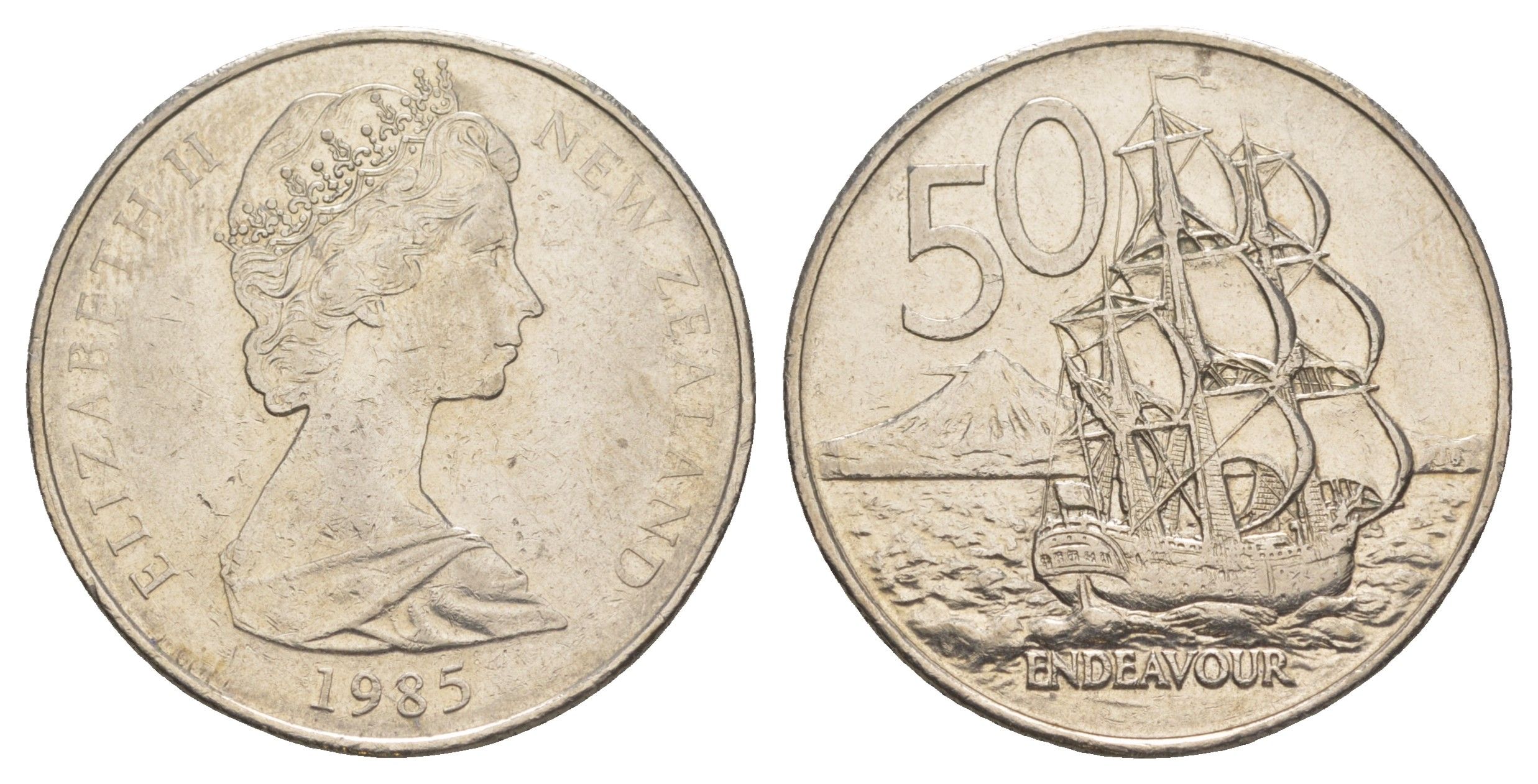 Новая Зеландия 50 центов 1985 Елизавета II (1952-2022), парусник Индевор KM 37 медно-никель 189-1125