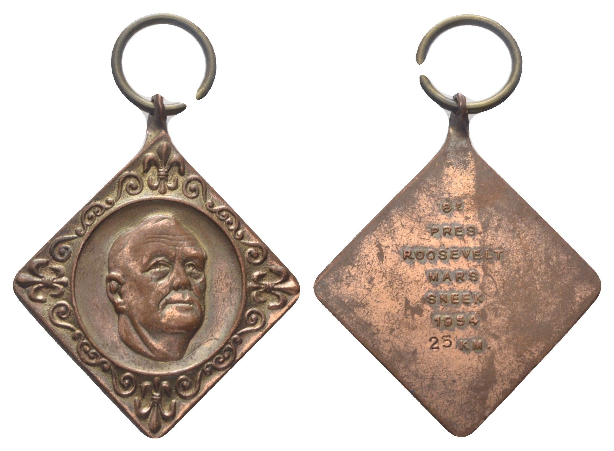 США медаль за прохождение 25-ти километрового марша в честь Рузвельта 1954 размер 36x36 мм, вес 9,5 гр медь 4590-1211