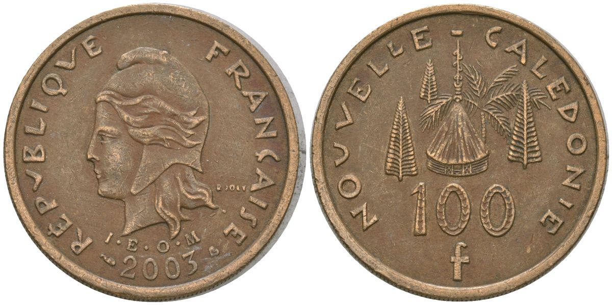 Французская Новая Каледония 100 франков 2003 хижина среди сосен и пальм, (IEOM) KM 15, Schoen 16, Lec 139g никель латунь 4149-412