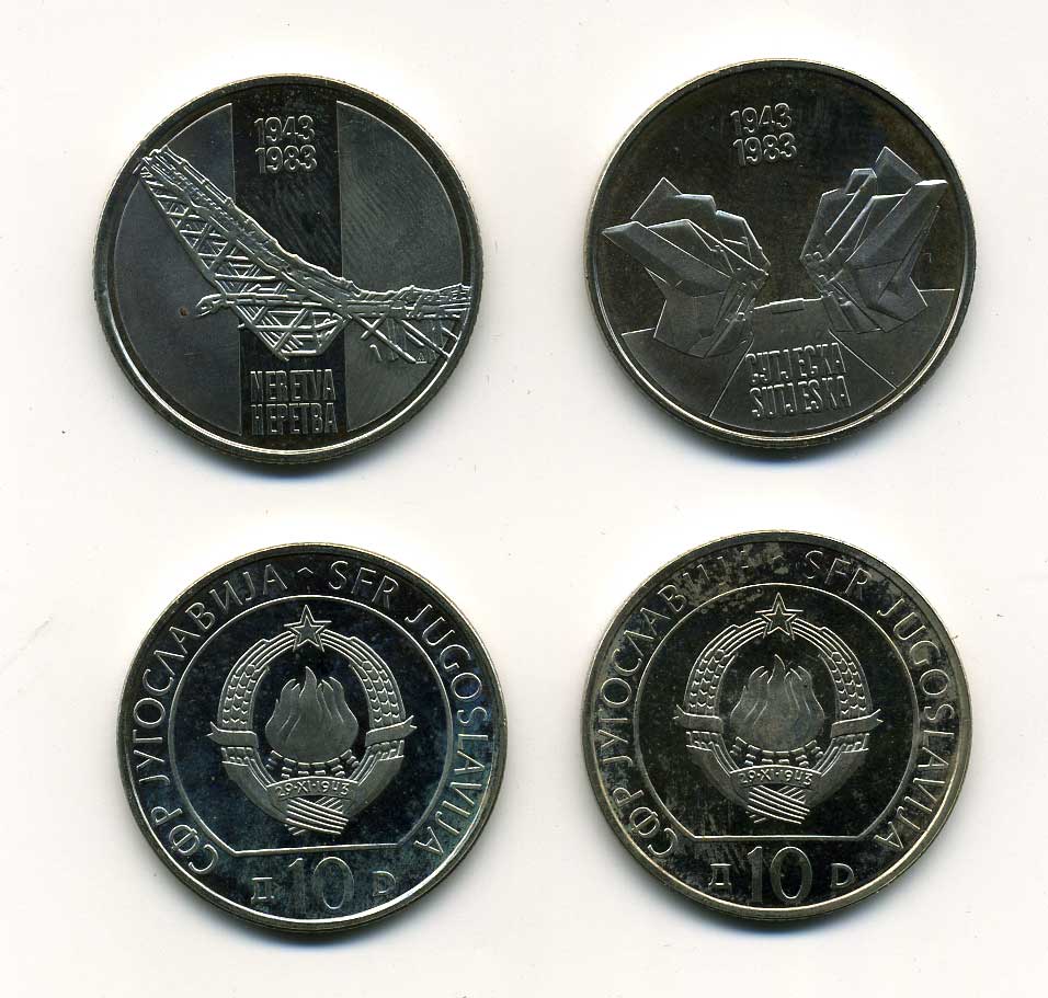 Югославия набор из 2 монет, 10 динаров 1983 40 лет битве на реке Неретве, 10 динаров 1983 40 лет битве на реке Сутьеске KM 96, 97.1 медно-никель PROOF 3-4-9-26