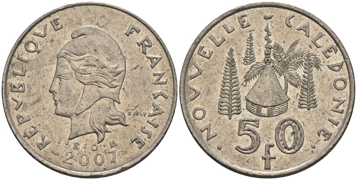Французская Новая Каледония 50 франков 2007 хижина среди сосен и пальм, (IEOM) KM 13a, Schoen 15a, Lec 128i медно-никель 4144-1246