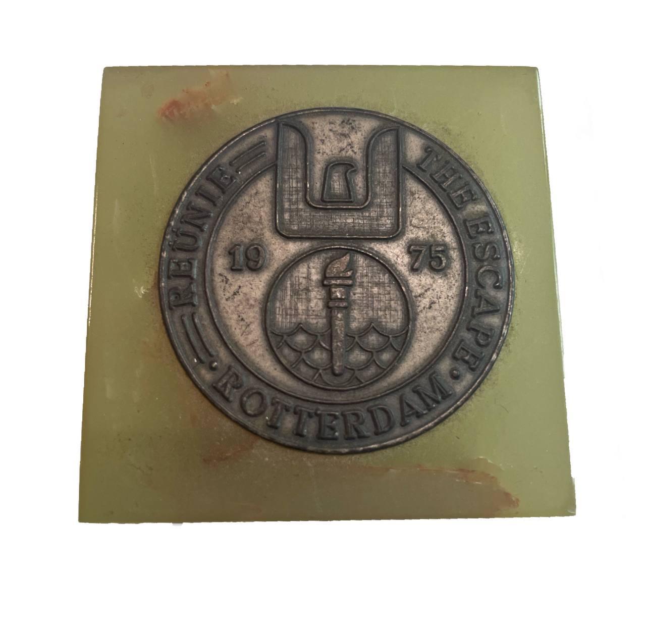 Нидерланды медаль в честь пронесения олимпийского факела в городе Амстердам в 1975 году 1975 размер 52x52x20 мм, вес 76 гр 8-2-01-72