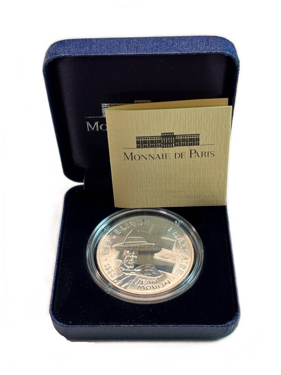 Франция 100 франков 1993 Жан Мулен. 50 лет Национального движения сопротивления, в оригинальной коробке, сертификат KM 1023 серебро  PROOF  1-6-4-49