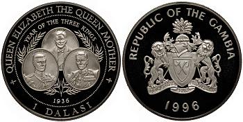 ГАМБИЯ 1 ДАЛАСИ 1996 КОРОЛЕВА ЕЛИЗАВЕТА - КОРОЛЕВА МАТЬ, В ОРИГИНАЛЬНОМ КАРТОННОМ БУКЛЕТЕ, ТРИ КОРОЛЯ, ТИРАЖ 30000 ЭКЗ. KM 65 медно-никель PROOF 7-7-39