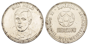 Германия жетон Shell - Чемпионат мира по футболу 1970 года - сборная Германии - Зигфрид Хельд 1970 диаметр 29,6 мм, вес 9,6 гр сталь плакированная никелем 4175-621