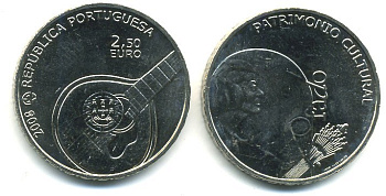 Португалия 2 1/2 евро 2008 серия культурное наследие Европы, певица Амалия Родригес, гитара фаду с гербом Португалии KM 783 медно-никель UNC 83-114