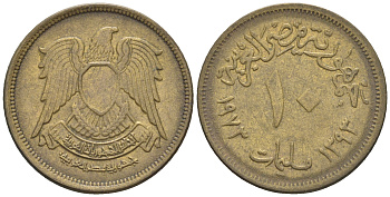 Египет 10 миллимов 1973 АН 1393, орел со щитом на груди KM 435 латунь 60-821