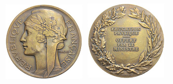 ФРАНЦИЯ МЕДАЛЬ НАЧАЛО XX ВЕКА ОТ МИНИСТЕРСТВА ОБРАЗОВАНИЯ, 50 мм, 58,43 гр бронза 1072-6-42
