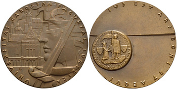 Чехословакия медаль ND Карлов университет в Праге, факультет юриспруденции, диаметр 79 мм,  бронза 3-5-2-04