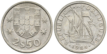 Португалия 2,5 эскудо 1984 парусник KM 590 медно-никель 4147-647