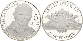 Ватикан 5 евро 2011 Бенедикт XVI, беатификация Папы Римского Иоанна Павла II, в оригинальной коробке, с сертификатом KM 429 серебро  PROOF  7-1-1-25