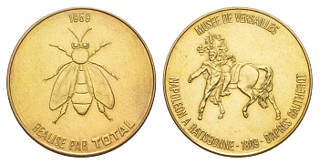 Франция жетон к 200-летию со дня рождения Наполеона-Бонапарта "Музей Версаля - Регенсбургское сражение" 1969 компания Total, диаметр 25,8 мм, вес 5 гр железо плакированная латунью UNC 4637-526