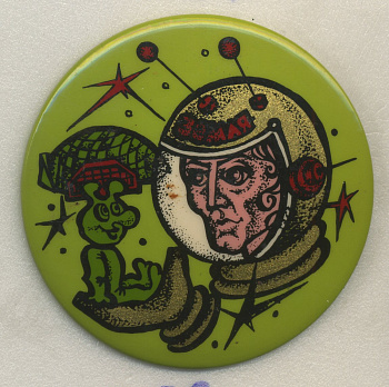 СССР ЗНАЧОК ND СОВЕТСКИЙ КОСМОНАВТ И ИНОПЛАНЕТЯНИН 7503-7-28