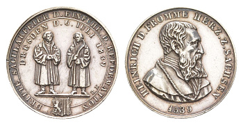 Саксония медальон к 300-летию начала Реформации в Дрездене 6 июля 1539 года 1839 бюст Генриха V (Благочестивого), Лютер и Меланхтон, вес 3,4 грм, диаметр 21 мм серебро 1526-1025
