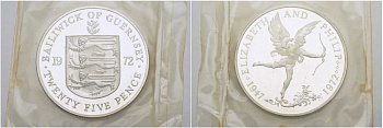 Гернси 25 пенсов 1972 25 лет свадьбы Елизаветы II и Филиппа, амур, монета в запайке, в оригинальной коробке, тираж 15000 экземпляров KM 26а серебро  PROOF  6-5-3-30