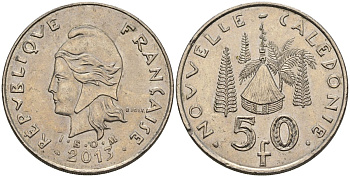 Французская Новая Каледония 50 франков 2013 хижина среди сосен и пальм, (IEOM) KM 13a, Schoen 15a, Lec 128i медно-никель 4111-1116
