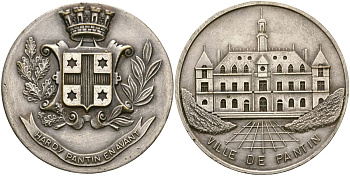 Франция медаль ND ратуша Пантина, диаметр 34 мм, вес 13,7 гр посеребренная латунь 08-411
