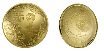 Франция 200 евро 2014 чемпионат мира по футболу в Бразилии 2014, кубок, FIFA, в оригинальной коробке KM 2170 золото PROOF 10-005-79