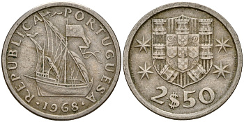 Португалия 2,5 эскудо 1968 парусник KM 590 медно-никель 212-1033