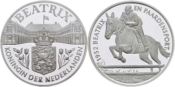 Нидерланды медаль ND королева Беатрикс, 1952 год конный спорт, диаметр 38,5 мм., вес 22,12 гр.  серебро  PROOF  1078-6-32