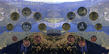 Словения набор из 8 евромонет + жетон 2007 в красочном буклете  биметалл  UNC  1-6-1-04