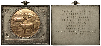 НИДЕРЛАНДЫ ПЛАКЕТКА 1951 1-ОЕ МЕСТО ЗА РАЗВЕДЕНИЕ КОРОВ, 65*55 мм, 68,0 гр бронза 1082-7-22
