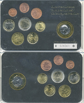 Италия евронабор из 8 монет + 1 европробник Ватикана 2002-2008 в пластиковой запайке    UNC  7-5-5-17