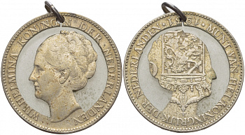 Нидерланды 1 гульден 1931 Вильгельмина (1890-1948) вырезанный портрет, подвеска KM 161.1 серебро 4545-543