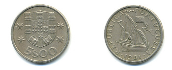 ПОРТУГАЛИЯ 5 ЭСКУДО 1981 ПАРУСНИК KM 591 медно-никель 176-316