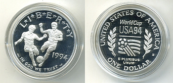 США 1 доллар 1994 S, Чемпионат мира по футболу 1994, в оригинальной коробке, сертификат KM 247 серебро PROOF 5-2-1