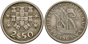 Португалия 2,5 эскудо 1969 парусник KM 590 медно-никель 4189-925