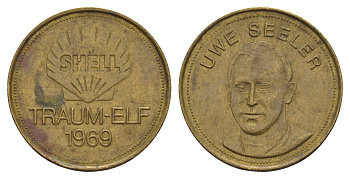 Германия жетон Shell - Dream Team Германии - Уве Зеелер 1969 диаметр 26 мм, вес 5 гр сталь плакированная латунью 4656-336