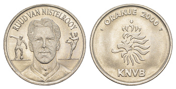 Нидерланды медаль футболисты сборной Голландии на Евро (чемпионате Европы по футболу) 2000 - Руд ван Нистелрой 2000 диаметр 27 мм, вес 8,2 гр медно-никель 4175-317