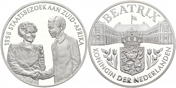 Нидерланды медаль ND королева Беатрикс, 1996 год государственный визит в ЮАР, диаметр 38,5 мм., вес 22,12 гр. серебро PROOF 11-036-43