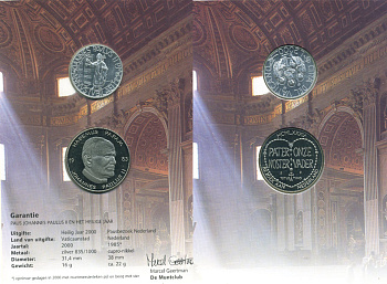 Ватикан набор из 1 монеты плюс  жетон 2000 Иоанн Павел II в Святой год: Ватикан 2000 лир 2000 год миллениум, жетон Папа Римский, в буклете    UNC  1181-2-09
