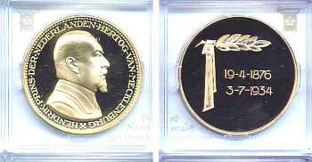 НИДЕРЛАНДЫ МЕДАЛЬ ND ПРИНЦ НИДЕРЛАНДОВ ХЕНРИК МЕКЛЕНБУРГСКИЙ (1876-1934) бронза, позолота PROOF 5-3-1-74