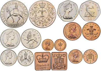 Великобритания официальный годовой набор из 7 монет (1/2, 1, 2, 5, 10, 25, 50 пенни (пенсов)) и 1 жетона монетного двора 1977 Cеребряный (25 лет правлению) юбилей царствования Елизаветы II KM PS33 (911, 912, 913, 914, 915, 916 и 920) бронза и медно-никель