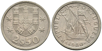 Португалия 2,5 эскудо 1980 парусник KM 590 медно-никель 4147-641