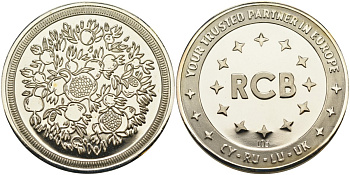 Россия медаль 2015 RCB банк, дочка ВТБ на Кипре, в оригинальной коробке, тираж 185 экз., сертификат, № 105 серебро PROOF 8-1-04-07