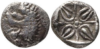 Древняя Греция, Кария, Гекатомнос обол 392 - 377 гг. в. до н.э. голова льва / орнамент в инкузном углублении, 0,91 гр BMC 36 серебро 1073-9-67