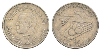 Тунис 1/2 динара 1983 FAO, сбор урожая KM 303 медно-никель 4398-451